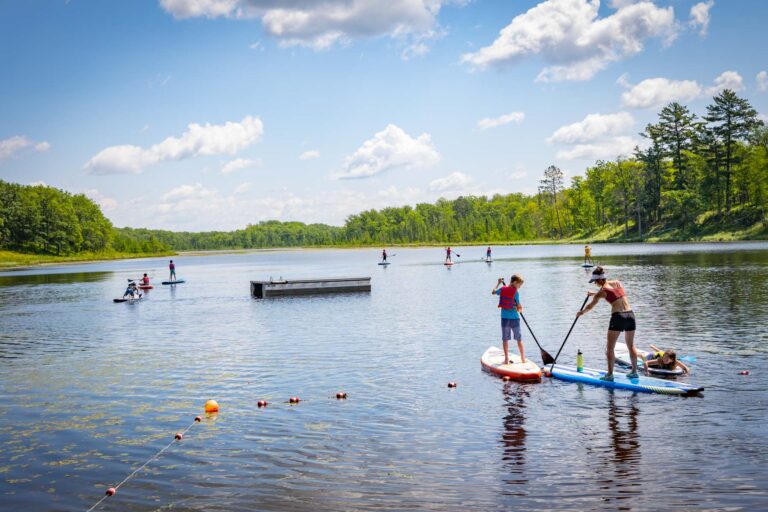 Camps paddle boarding