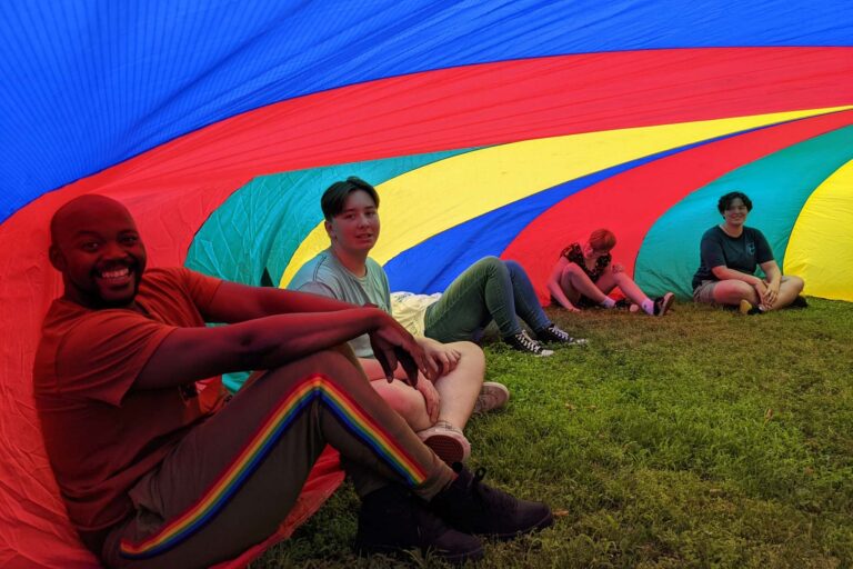 Giant parachute activity