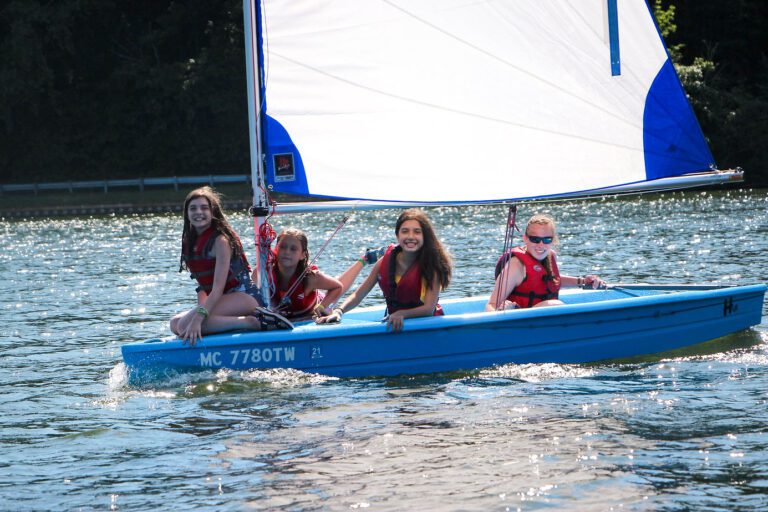 Girls sailing