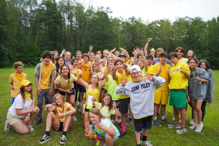 Color war team