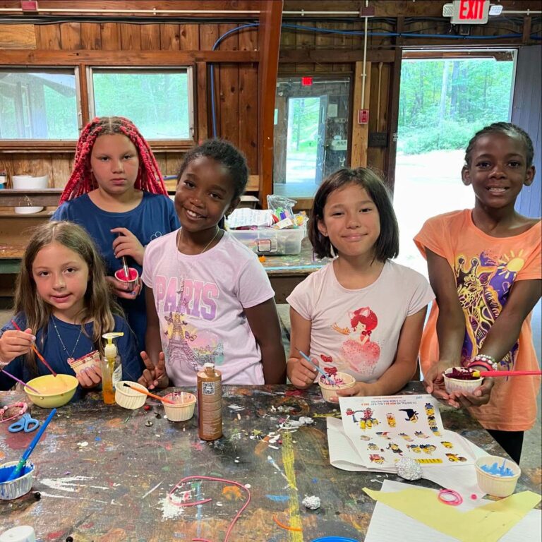 Campers making arts and crafts